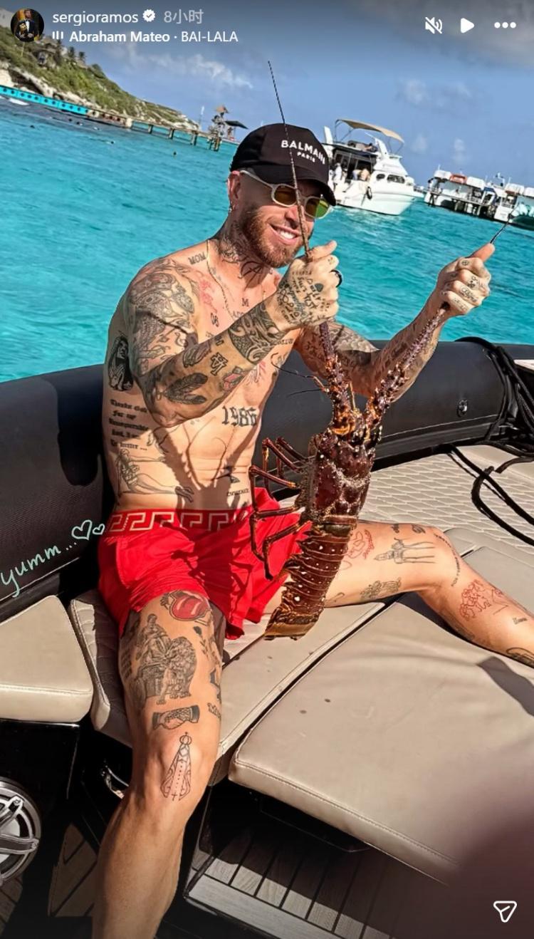 劳逸结合，39岁拉莫斯社媒晒假期休闲照片，上轮刚破门助球队取胜